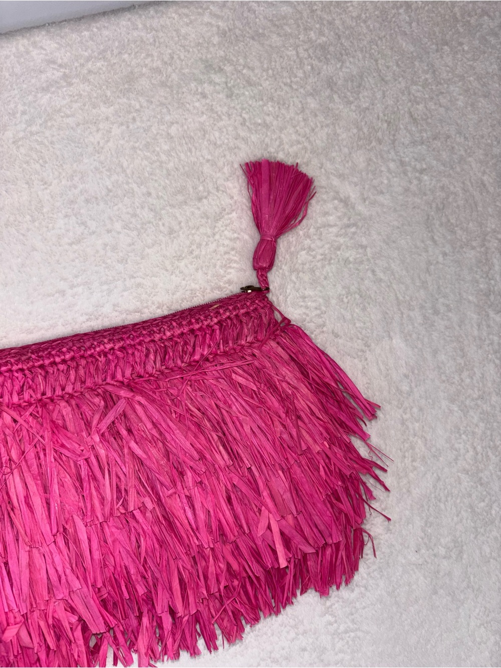Pink Shaggy Raffia Fringe Clutch bag Lisi Lerch resort maximalist sophisticated - Picture 4 of 10